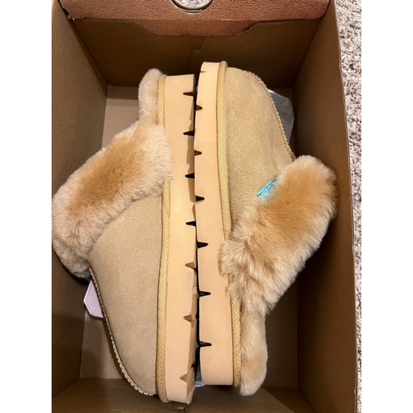 Women's Superlamb Slippers, Tan, 9M - Picture 7 of 8